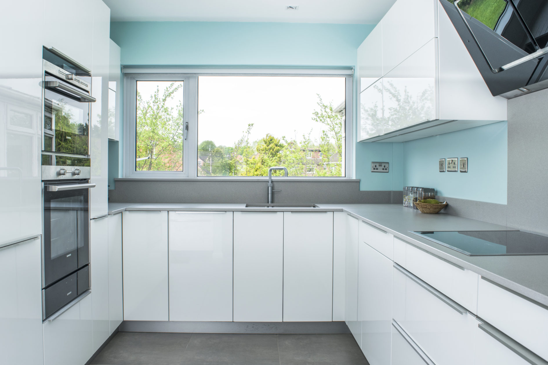 White gloss Stranmillis Wharf-7 Kitchen Stranmillis